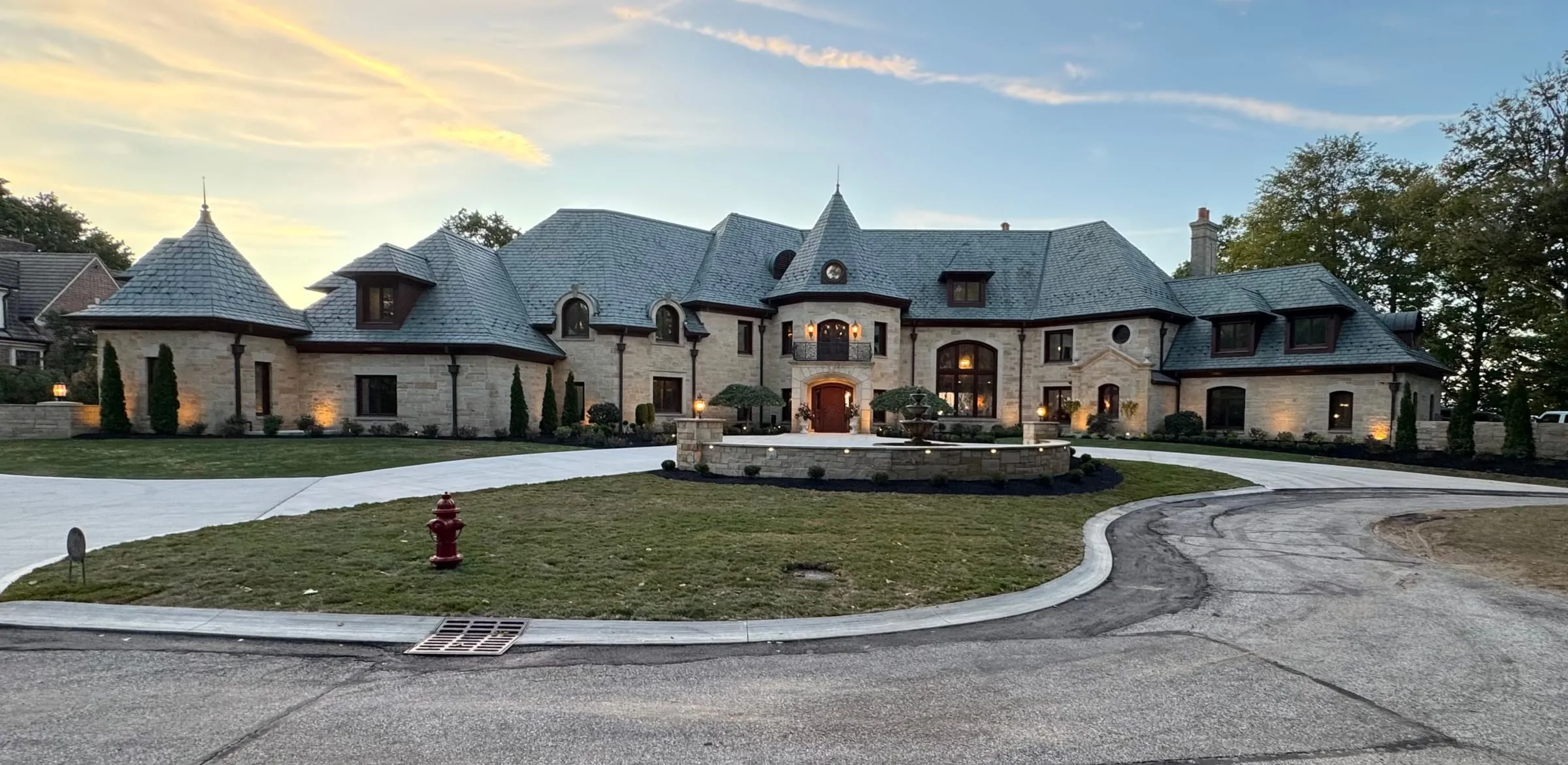 Completed hardscape and landscape project by Veloz in Bratenahl, Ohio